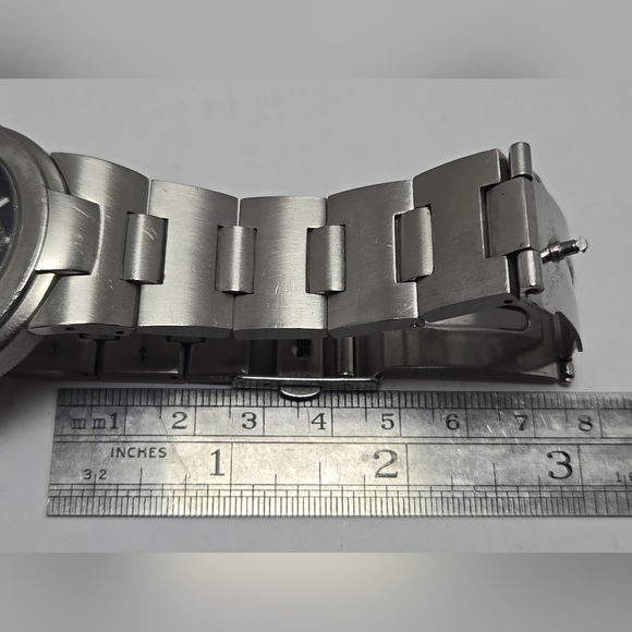 Mens Guess Waterpro Chronograph 42mm Watch G10117G Silver Blue New Battery - Picture 7 of 10